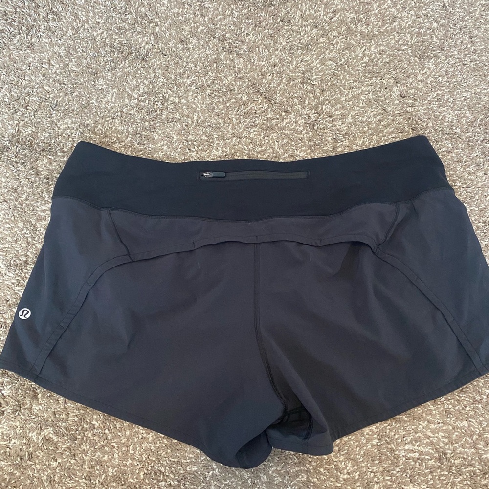 lululemon speed up low rise short